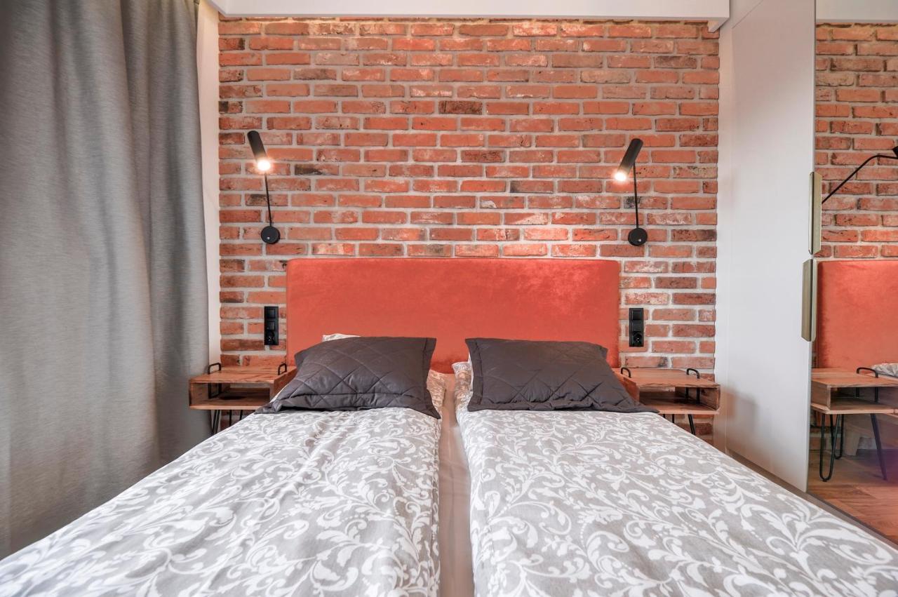 Citystay Waterlane Island Apartment غدانسك المظهر الخارجي الصورة