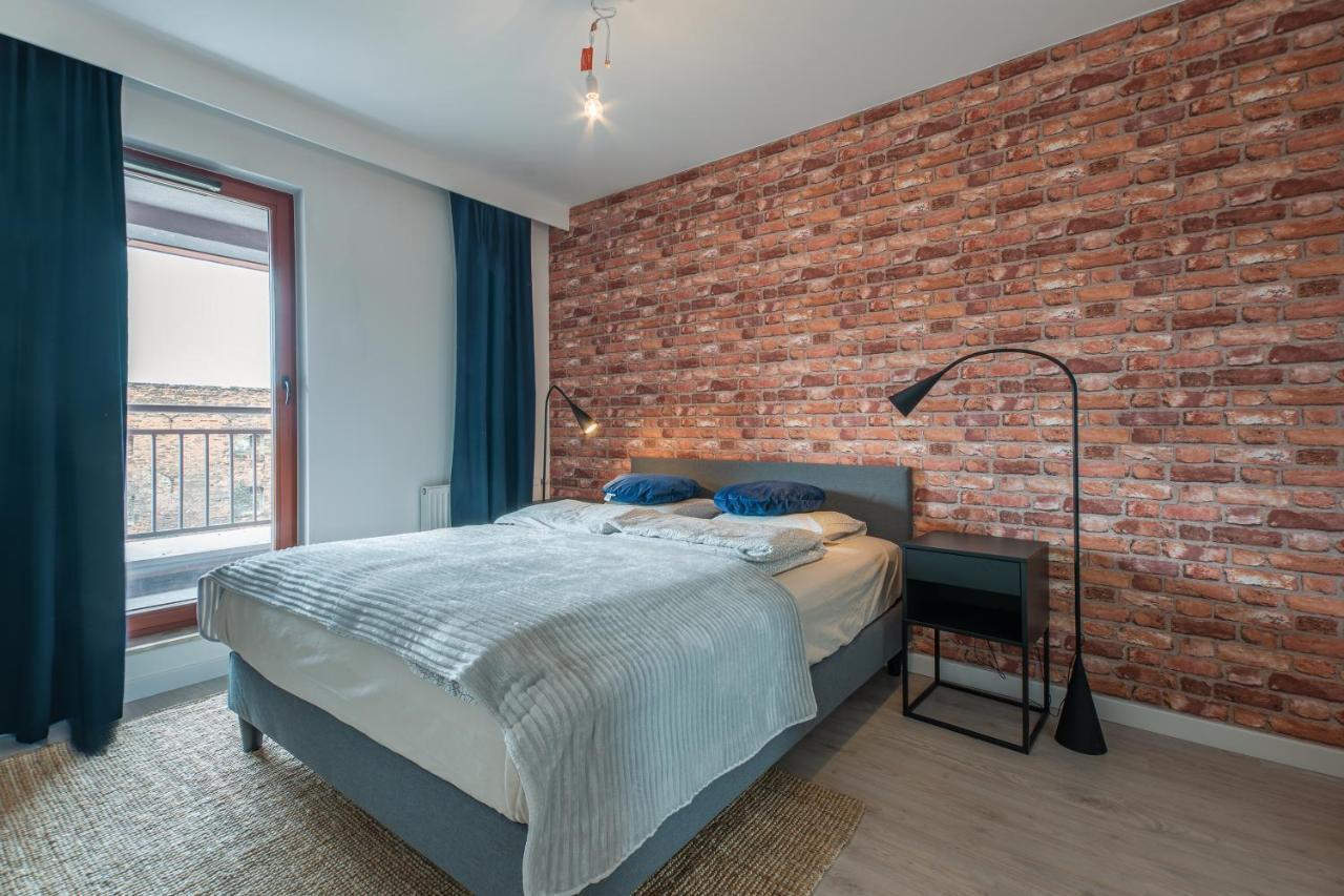 Citystay Waterlane Island Apartment غدانسك المظهر الخارجي الصورة