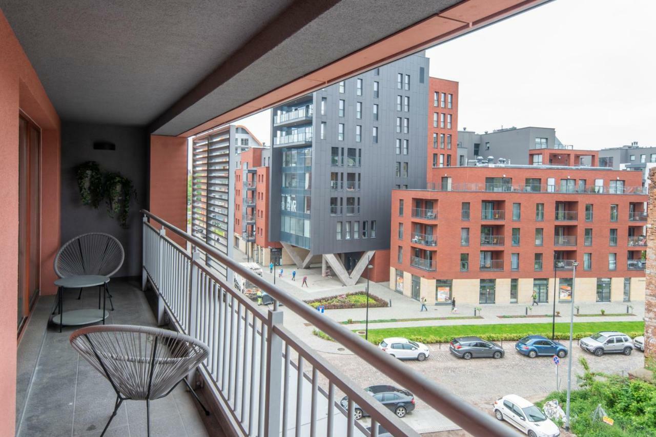 Citystay Waterlane Island Apartment غدانسك المظهر الخارجي الصورة