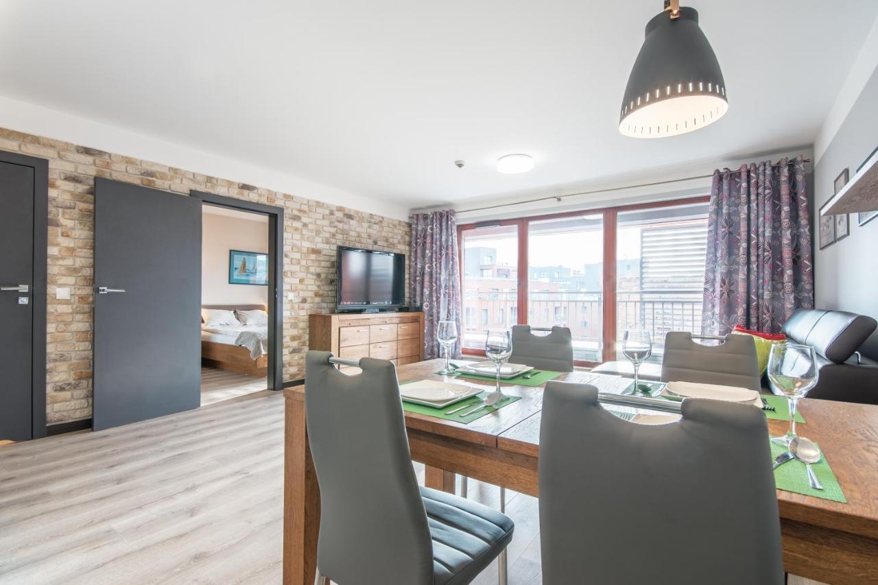 Citystay Waterlane Island Apartment غدانسك المظهر الخارجي الصورة